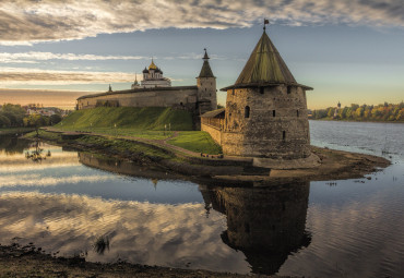 Серебряное ожерелье. Санкт-Петербург - Царское село - Павловск - Псков - Петергоф