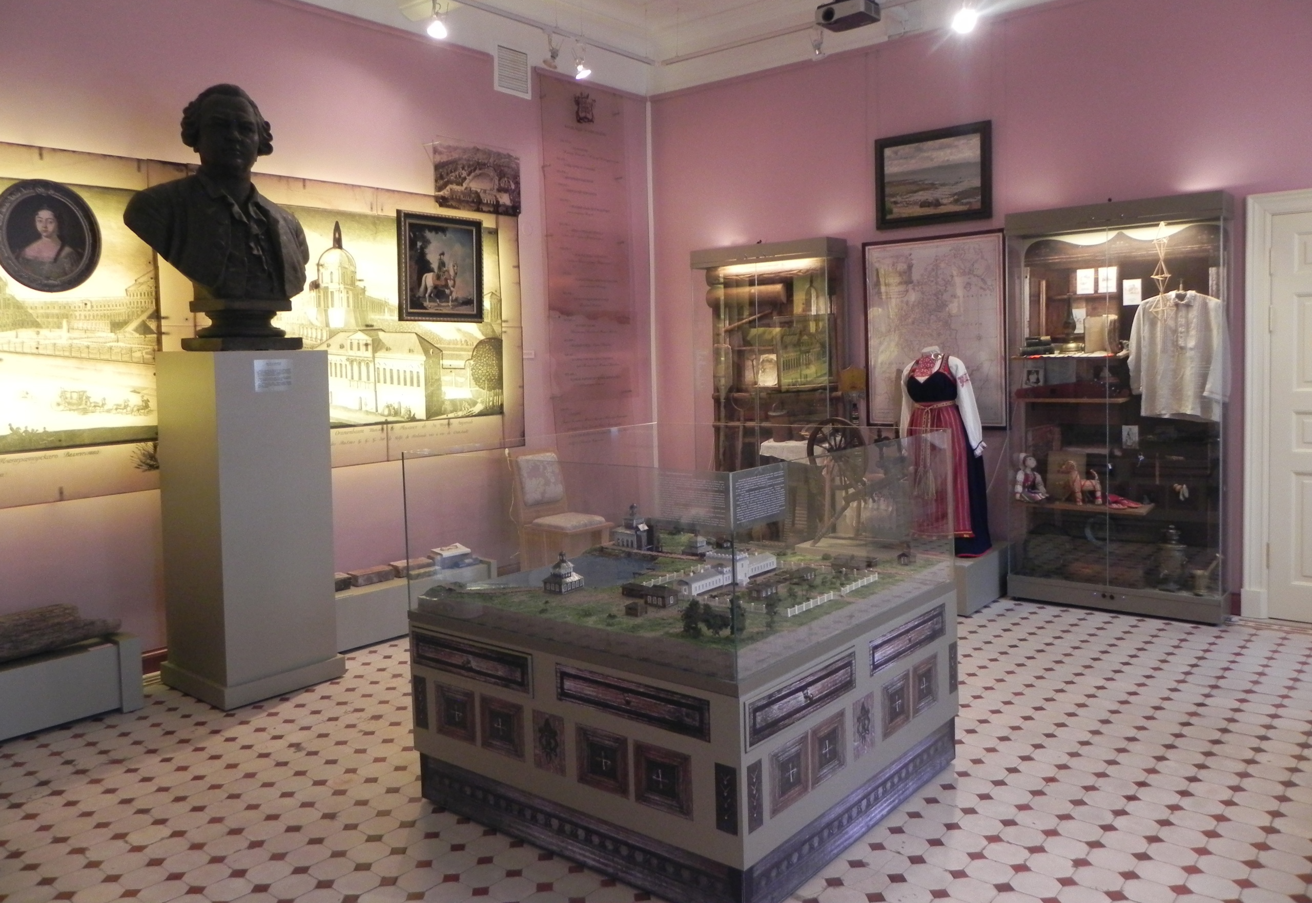 Краеведческий музей г. Ломоносова