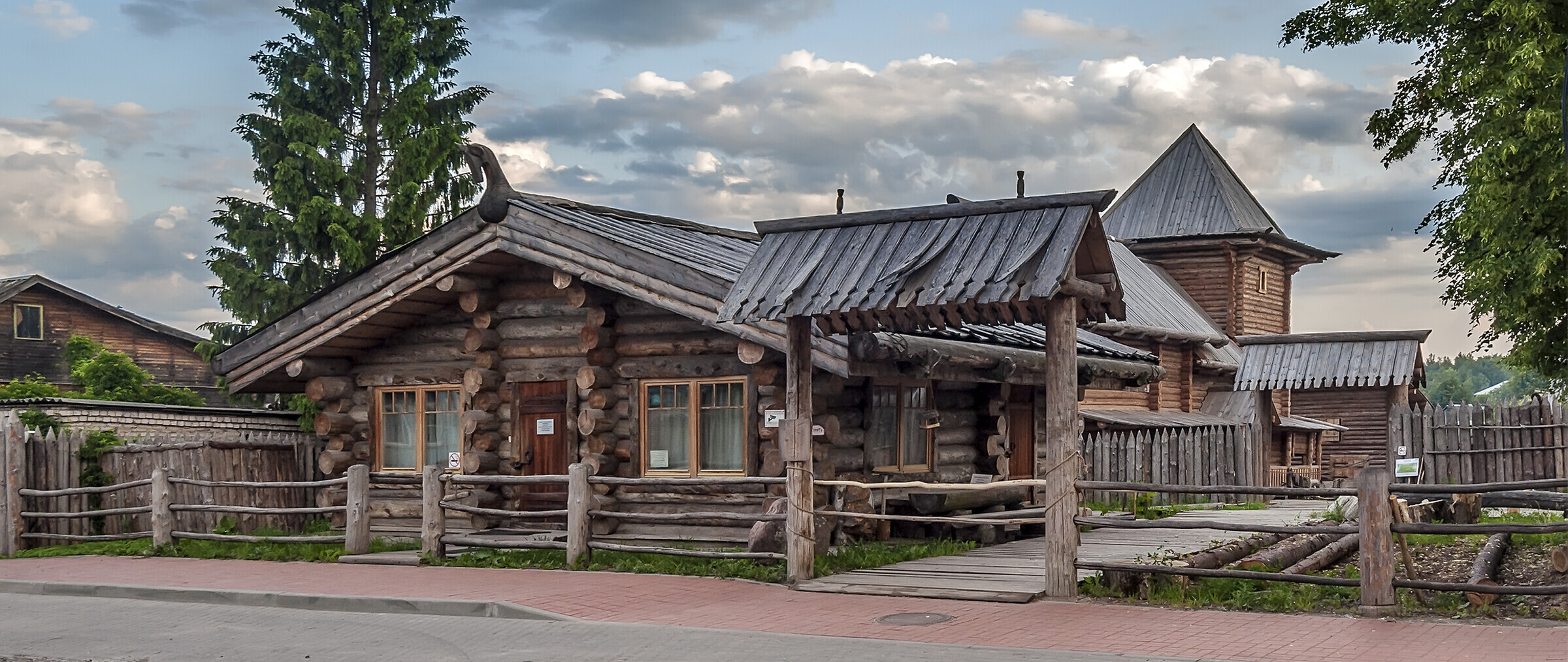 Усадьба средневекового рушанина
