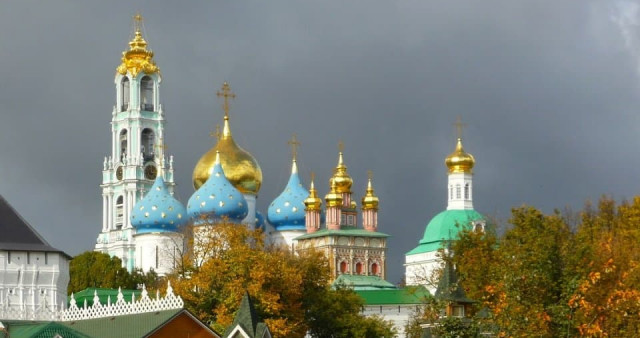 Троицкий тракт. Дорога в Лавру