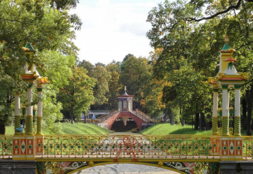 Незнакомый Петербург (стандарт). Санкт-Петербург - Великий Новгород - Павловск -  Петергоф - Выборг