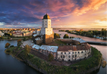 Незнакомый Петербург (стандарт). Санкт-Петербург - Великий Новгород - Павловск -  Петергоф - Выборг