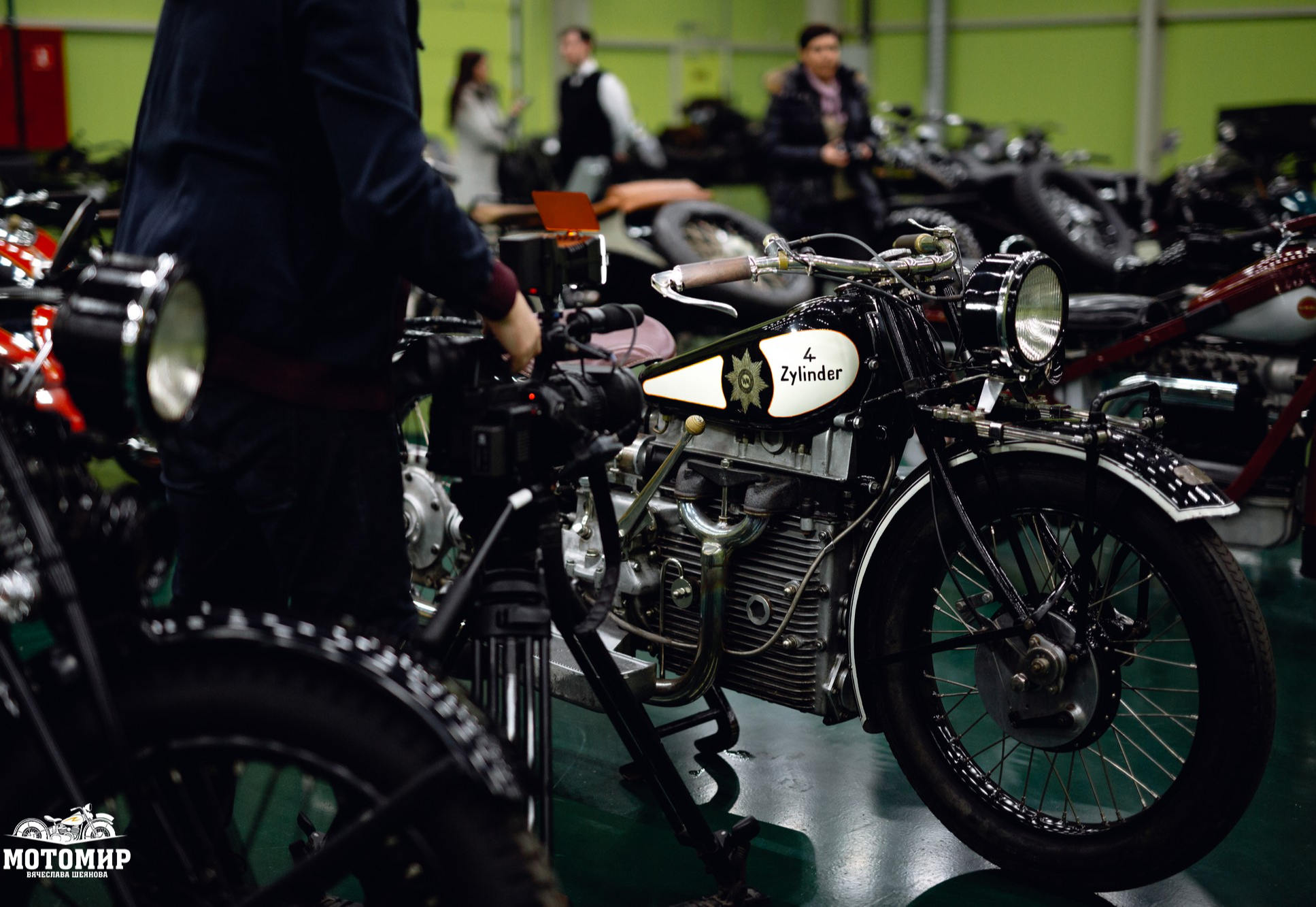 Музей ретро-мотоциклов "Мотомир Вячеслава Шеянова"