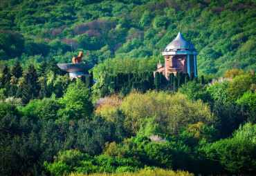 Знакомство с Кабардино-Балкарией. Минеральные воды - Пятигорск - Нальчик - Приэльбрусье.