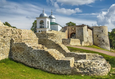 Серебряное ожерелье России. Санкт-Петербург - Петергоф - Псков - Изборск - Печоры.