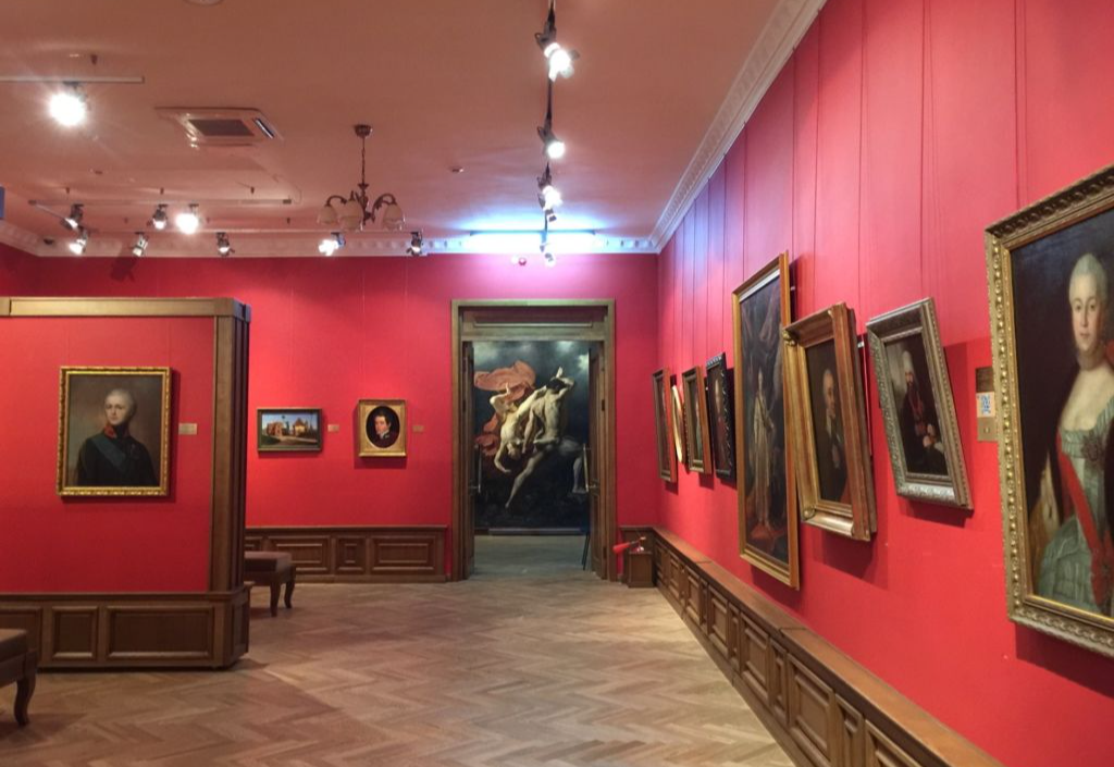 Приморская государственная картинная галерея