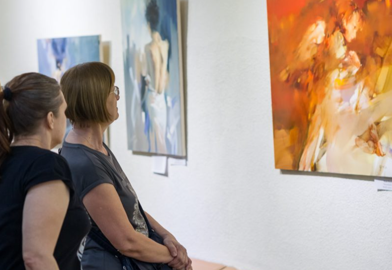 Выставочный зал изобразительных искусств