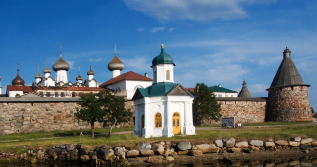 Автобусный тур на Соловки из Санкт-Петербурга. Сясьстрой - Петрозаводск - Рабочеостровск - Соловецкий.