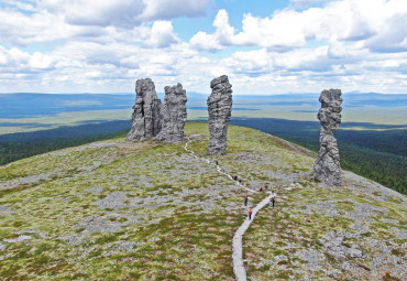 Экскурсия на плато Маньпупунёр и к Перевалу Дятлова. Нягань - Якша