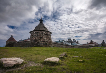 Золотая осень на Соловках. Кемь - Рабочеостровск - Соловецкий.