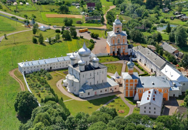 Серебряное ожерелье России. Санкт-Петербург - Петергоф - Великий Новгород - Хутынь.