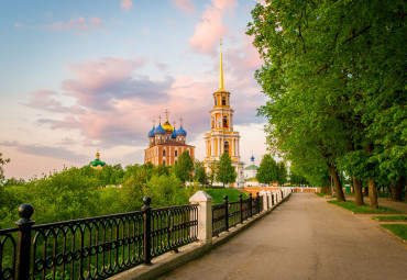 От Оки до Волги (8 дней) Москва-Коломна-Рязань-Гусь-Хрустальный-Муром-Н. Новгород-Гороховец-Владимир-Боголюбово-Суздаль-Иваново-Кострома-Ярославль-Ростов-Переславль-Залесский-Сергиев Посад-Александров