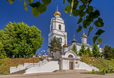 Русь Великая. Москва - Вязьма - Смоленск - Пушкинские горы - Псков - Печоры - Изборск - Старая Русса - Великий Новгород - Тверь - Москва