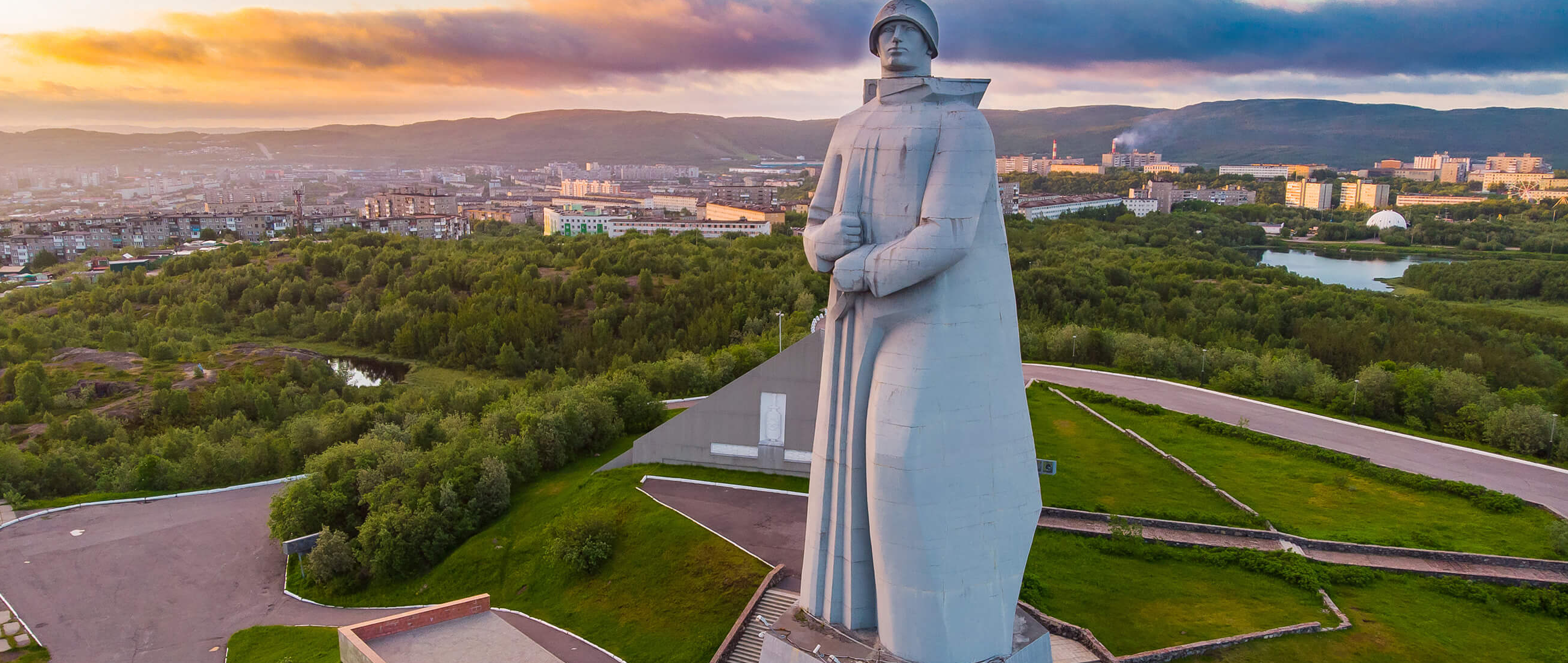 Экскурсия по городу Мурманску.