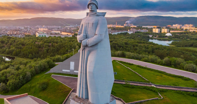 Экскурсия по городу Мурманску.