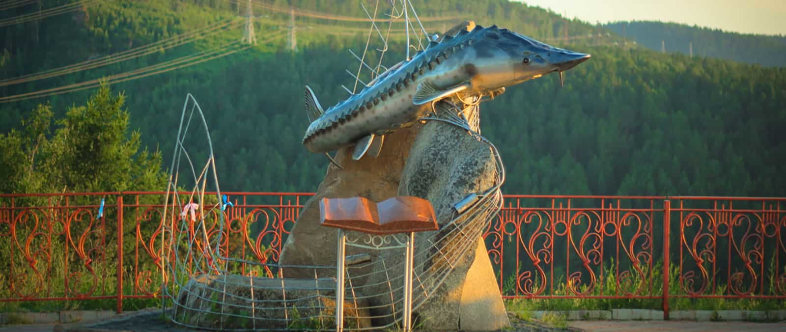 Экскурсия в город Дивногорск, на Царь-Рыбу и Красноярскую ГЭС. Красноярск - д. Слизнево - Дивногорск