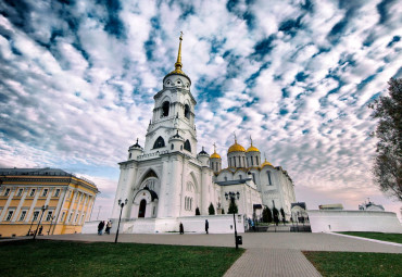 Золотые купола с теплоходной прогулкой. Москва - Калязин – Кашин – Углич – Рыбинск – Ярославль - Кострома – Иваново – Владимир – Суздаль - Москва