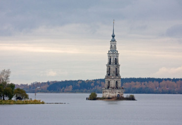 Уездный город на ноябрьские праздники. Москва - Калязин - Углич - Мышкин - Мартыново.