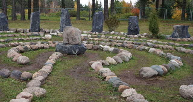 Ж/Д Тур в Карелию из Санкт-Петербурга (3 дня в Карелии и окрестностях). Санкт-Петербург - Петрозаводск - Кивач - Марциальные Воды - Валаам - Рускеала - Кижи - Санкт-Петербург