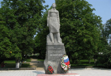 Машина времени. Псков - Изборск - Печоры - Пушкинские горы - Остров - Москва.