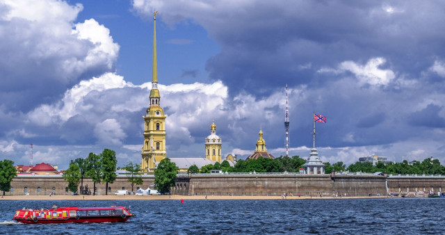 Лики Петербурга (май-сентябрь). Санкт-Петербург - Выборг - Петергоф.