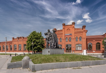 Автобусный тур: Вдоль реки Волхов. Москва - Вышний Волочок - Старая Русса - Псков - Изборск - Печоры - Пушкинские горы - Великий Новгород.