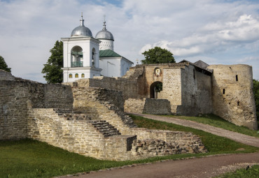 Краткий справочник Пскова. Псков - Изборск - Печоры - Москва.