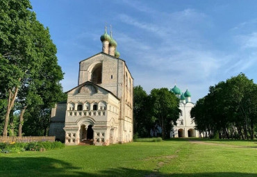 Углич – Борисоглебский монастырь - Калязин. Москва.