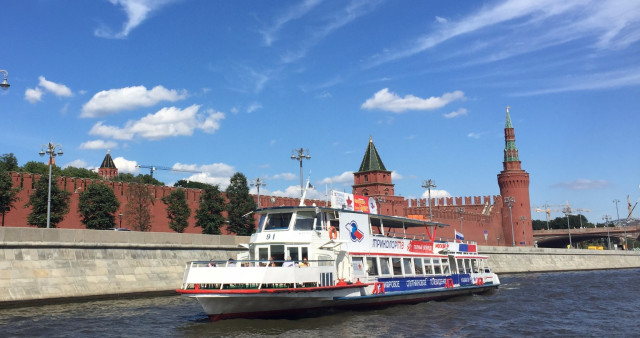 Вдоль тихих берегов Москвы.