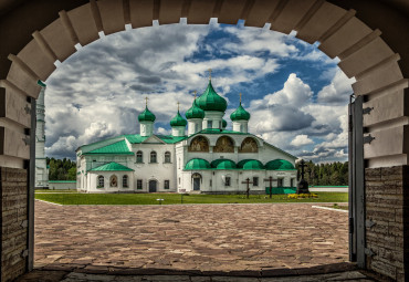 Кижи. Наследие Юнеско в Карелии. Санкт-Петербург - Чална - Кивач - Петрозаводск - Кижи.