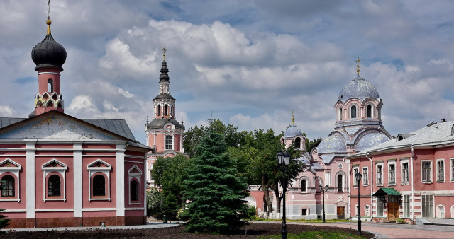 Архитектурный Клондайк и древняя Обитель. Москва.