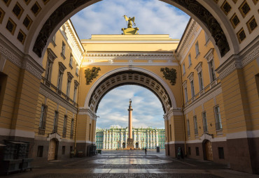 Индивидуальная обзорная экскурсия и Петропавловская крепость