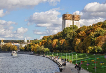 Обзорная экскурсия по Москве с экскурсией по Парку им. Горького