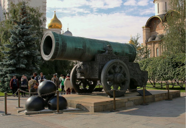 Экскурсия по территории Московского кремля