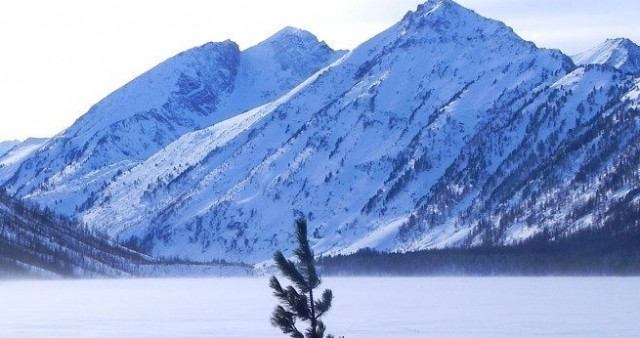 В зимнюю сказку Мультинских озер. Снегоходный тур.