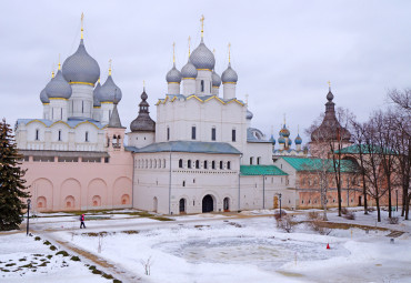 "Новогодние каникулы в Угличе и Ярославле". Москва - Ростов Великий - Ярославль - Углич - Мышкин - Сергиев Посад.