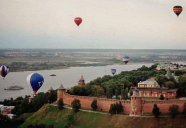 ПАРАДНАЯ НИЖНЕГО