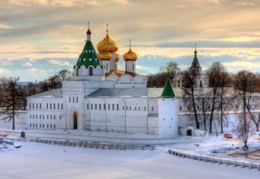 "Январские каникулы в Костроме" с посещением Терема Снегурочки + лосеферма + ювелирный завод + театрализованная экскурсия "Губернские истории". Москва - Кострома - Сумароково.