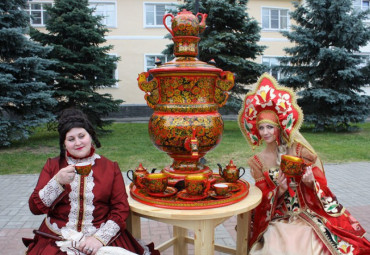 Семёнов — центр золотой хохломской росписи!