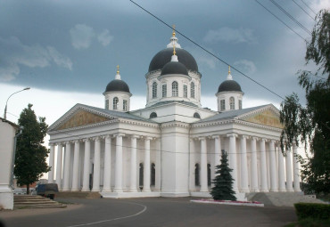 По святым местам Нижегородским. Нижний Новгород - Арзамас - Дивеево - Муром - с. Карачарово - Нижний Новгород