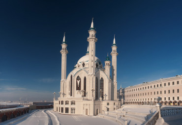 «В Новый год к татарскому Деду Морозу». Казань - Свияжск.