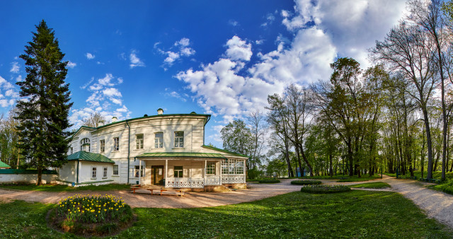 На перекрёстке дорог и эпох. Москва - Малоярославец - Калуга - Ясная поляна - Тула