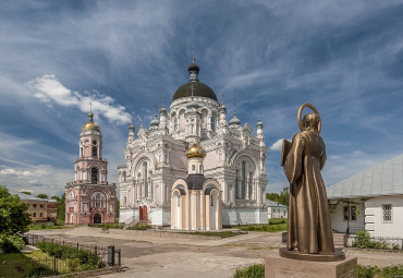 По Питерскому тракту. Москва - Тверь - Торжок - Осташков - Валдай - Великий Новгород - Санкт-Петербург*.