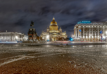 Встреча Нового года в Северной столице. Санкт-Петербург - Кронштадт.