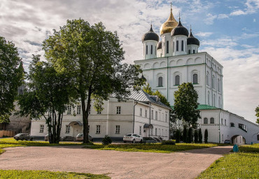 Псков – Великий Новгород. Псков - Изборск - Печоры - Пушкинские Горы - Великий Новгород