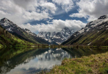 Экскурсионный тур «Курортный роман». Минеральные Воды - Железноводск - Архыз - Домбай - Теберда - Кисловодск - Ессентуки - Эльбрус - Пятигорск.