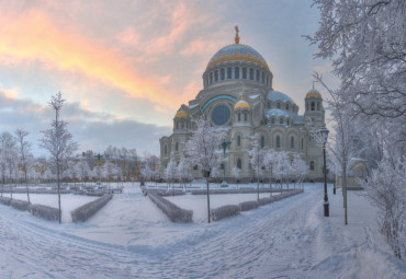 Москва (3 дня) + Санкт-Петербург (3 дня). Москва - Санкт-Петербург - Кронштадт - Санкт-Петербург