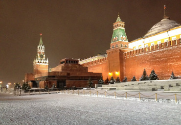 Покажите нам Москву, москвичи!