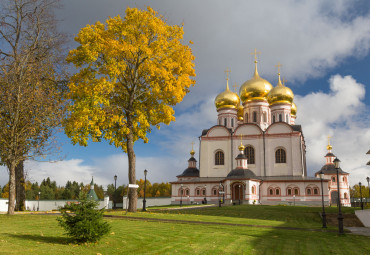 Валдайский колокольчик. Москва - Валдай - Боровичи - Кончанско-Суворовское - Любытино - Москва