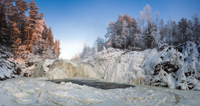 Выходные в Карелии зимой. Петрозаводск - Водопад Кивач - Рускеала - Сортавала